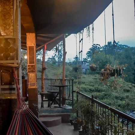 Hostal Tree House Ella Bagian luar foto